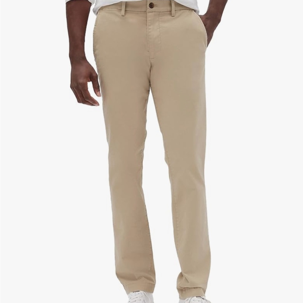 NWT GAP Mens Essential Slim Fit Khakis, Iconic Khaki, 28W x 30L pants